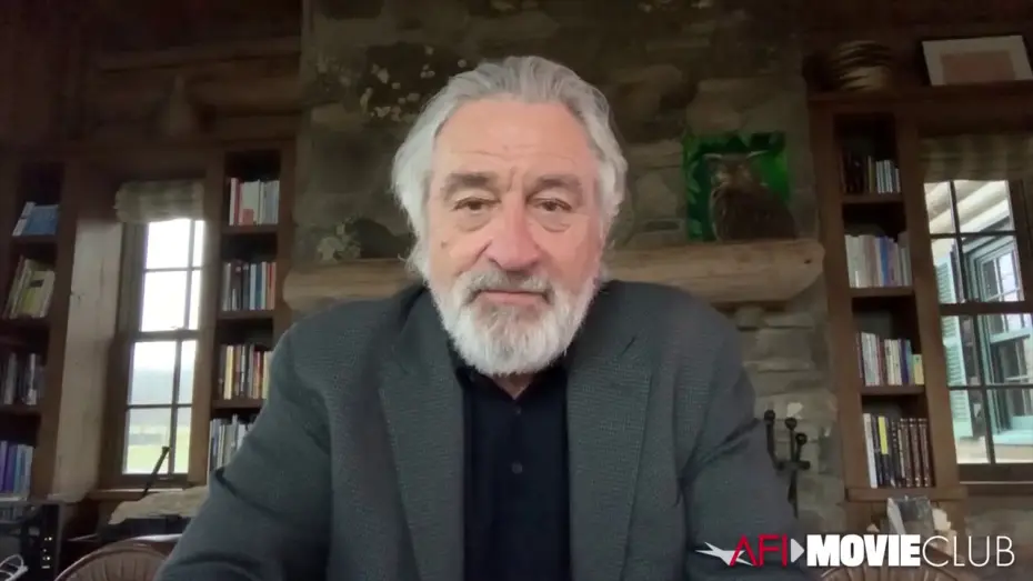 Wideo do filmu Doktor Strangelove, lub jak przestałem się martwić i pokochałem bombę — Robert De Niro Announces DR. STRANGELOVE as the AFI Movie Club pick of the day