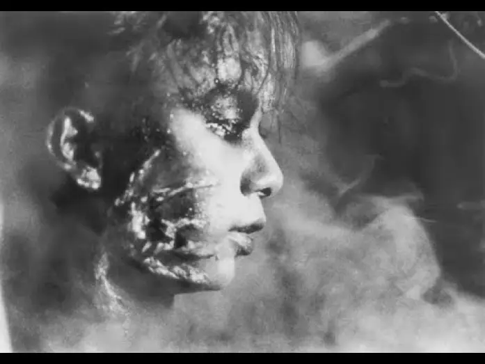 Wideo do filmu Tetsuo - Człowiek z żelaza — 鉄男　TETSUO THE IRON MAN