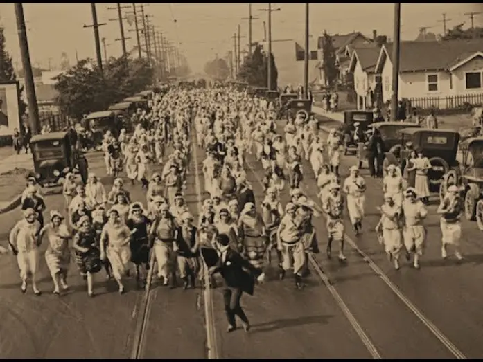 Wideo do filmu Szczęśliwa siódemka — SEVEN CHANCES (1925) - Trailer