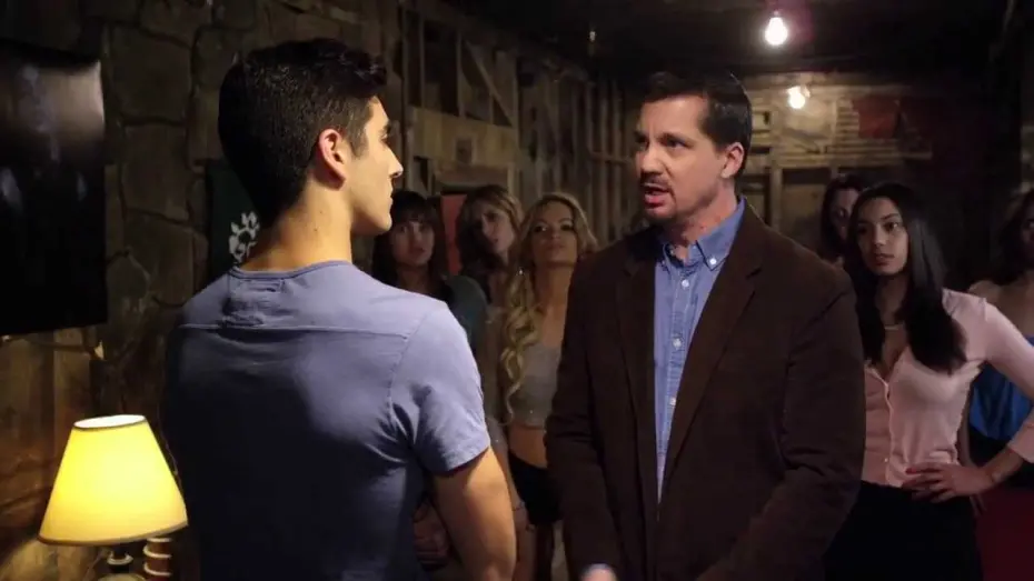 Wideo do filmu Dom Alfa — "Alpha House" Feature Film Trailer (from The Asylum)