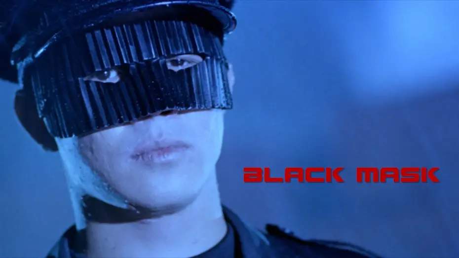 Wideo do filmu Czarna Maska — The Black Mask parachutes in