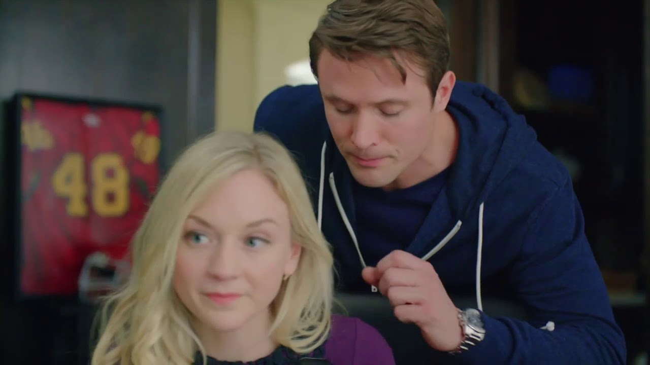 Wideo do filmu Miłosne rozgrywki — Love on the Sidelines