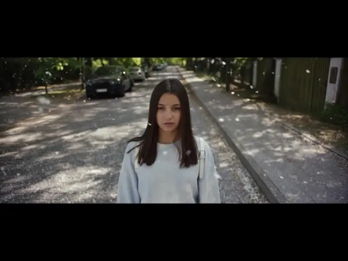 Wideo do filmu Small World — Small World - In UK/EIRE cinemas from September 17th