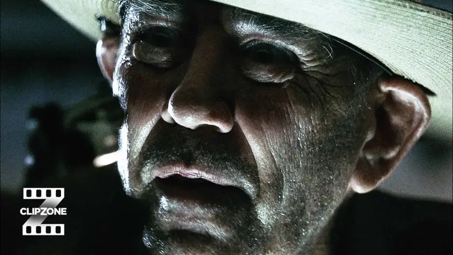 Wideo do filmu Teksańska masakra piłą mechaniczną — The Sheriff Plays A Game