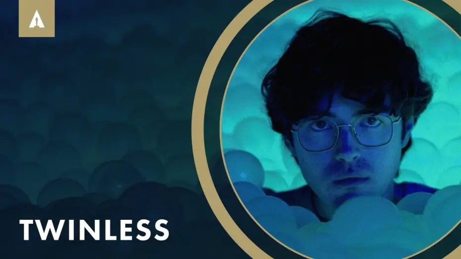 Wideo do filmu Rozdzieleni — Dylan O'Brien and James Sweeney's New Dark Comedy 'Twinless' Examines Grief & Codependency