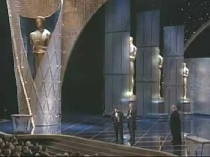 Wideo do filmu Titanic — "Titanic" winning Best Picture Oscar®