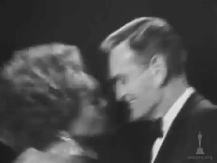 Wideo do filmu Lawrence z Arabii — David Lean winning an Oscar® for "Lawrence of Arabia"