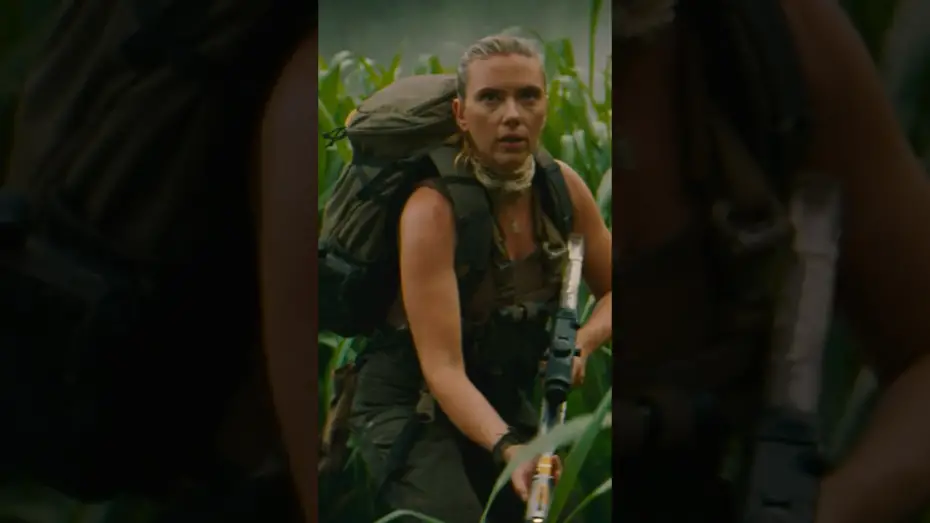 Wideo do filmu Jurassic World. Odrodzenie — Every team needs a mission specialist. Scarlett Johansson is Zora Bennett.