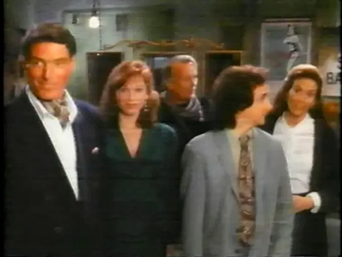 Wideo do filmu Poza sceną — 1992 - TV Trailer for 'Noises Off' with Christopher Reeve