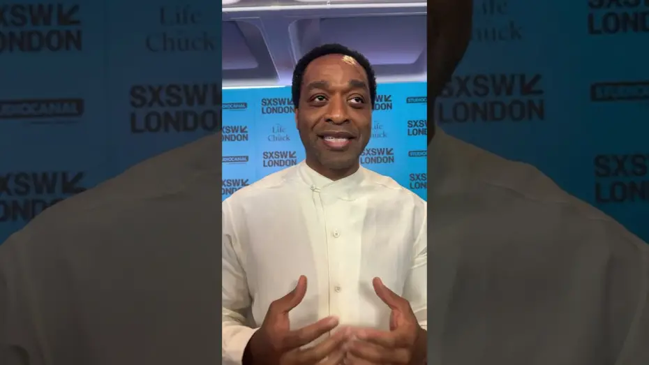 Wideo do filmu Życie Chucka — Chiwetel Ejiofor at The Life of Chuck premiere