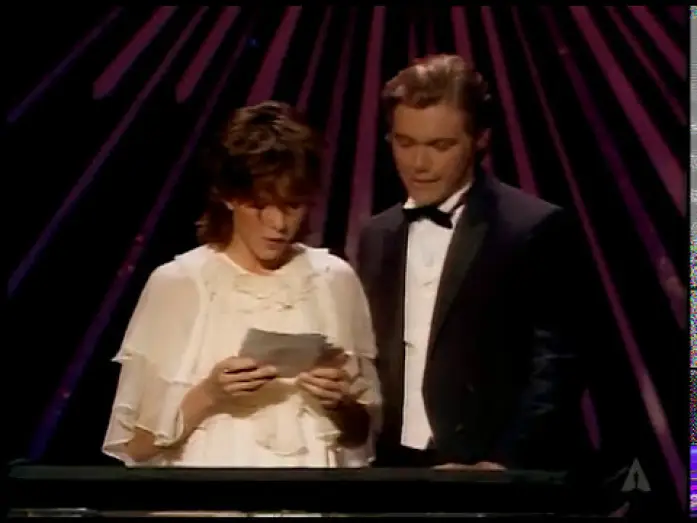 Wideo do filmu Indiana Jones i poszukiwacze zaginionej Arki — Raiders of the Lost Ark Wins Sound | 54th Oscars (1982)