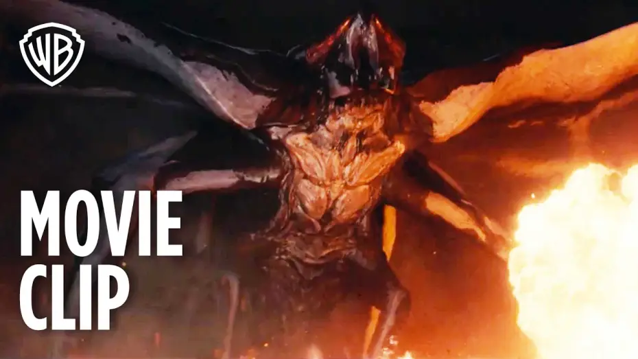 Wideo do filmu Godzilla — MUTO vs Godzilla in Hawaii - Movie Clip