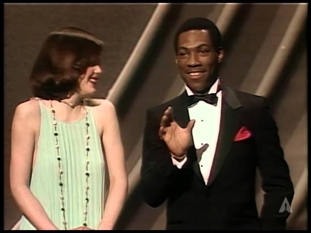 Wideo do filmu E.T. — E.T. The Extra-Terrestrial Wins Visual Effects: 1983 Oscars