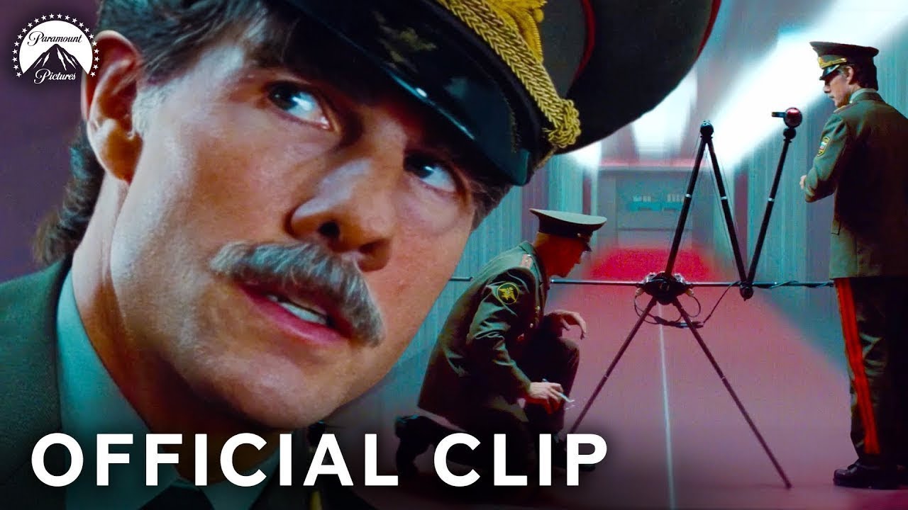Wideo do filmu Mission: Impossible - Ghost Protocol — Tom Cruise's Genius Hack: Sneaking into Kremlin Archive