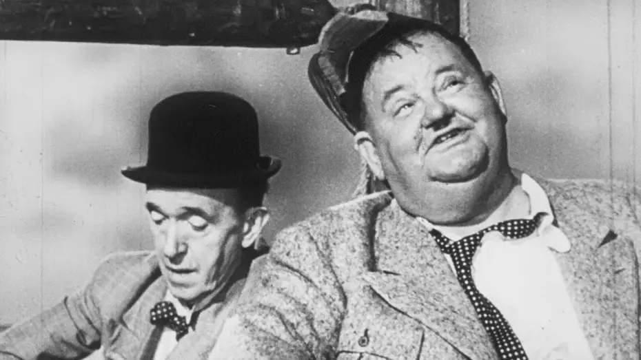 Wideo do filmu Flip i Flap na bezludnej wyspie — Utopia (1950) ORIGINAL TRAILER