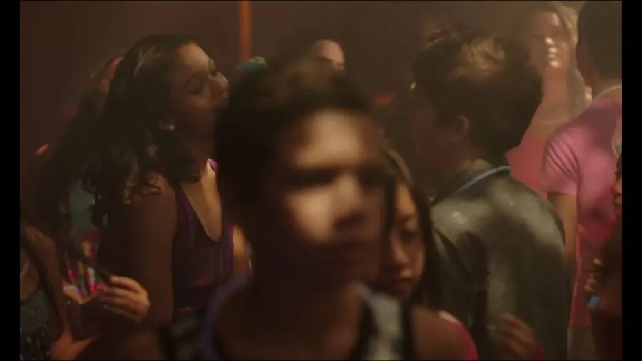 Wideo do filmu Mali mężczyźni — Into Older Guys
