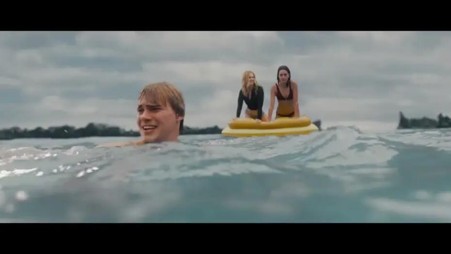 Wideo do filmu Killer Whale — Killer Whale (2026) | "Something in the Water" Clip