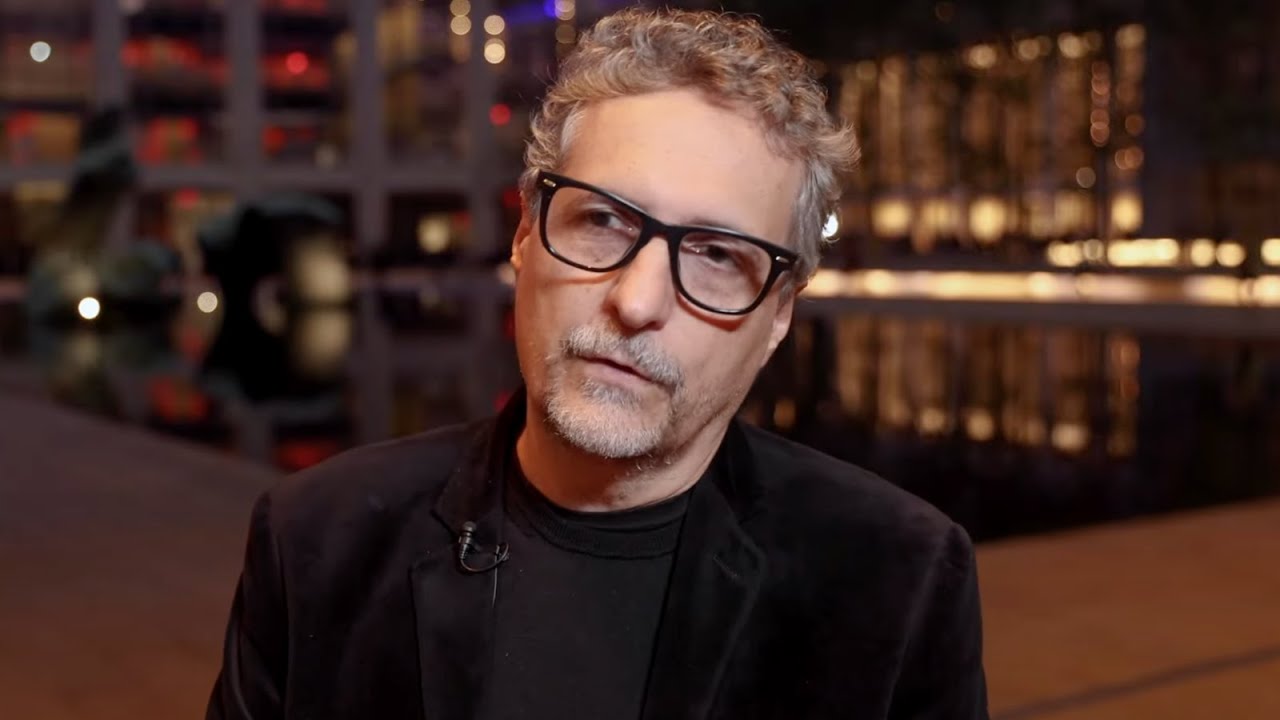 Wideo do filmu Retratos Fantasmas — Pictures of Ghosts Director Kleber Mendonça Filho on Cinephilia and Moviegoing