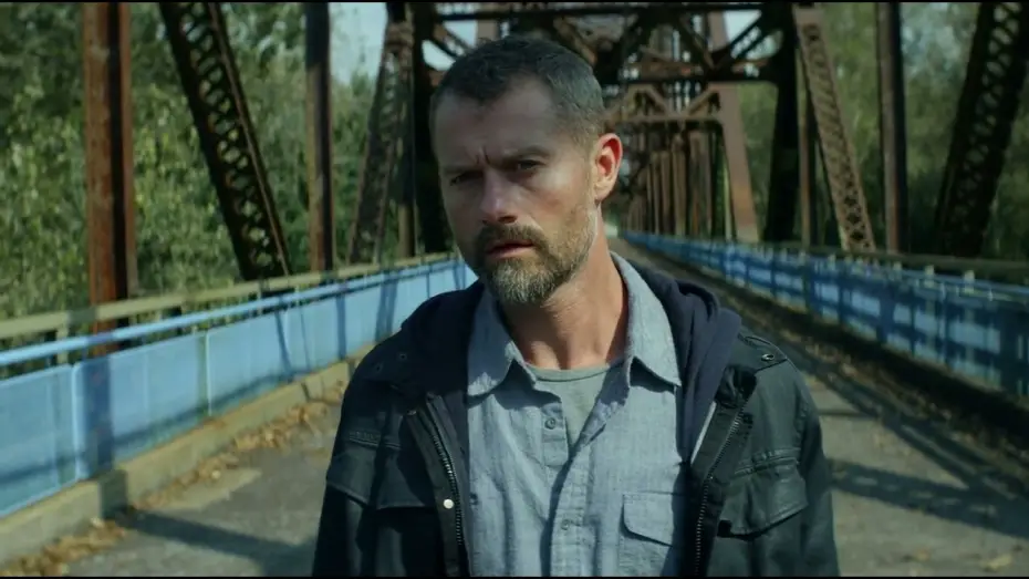 Wideo do filmu Pusty Człowiek — The Empty Man(2020) | Scene: James shouldn't have tried that