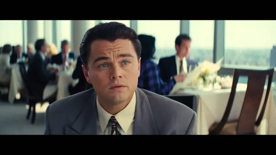 Wideo do filmu Wilk z Wall Street — LE LOUP DE WALL STREET Extrait Détendu VF
