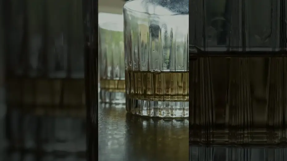 Wideo do filmu Descend Beyond — First the man takes a drink, then the drink takes the man…🍷- F. Scott Fitzgerald