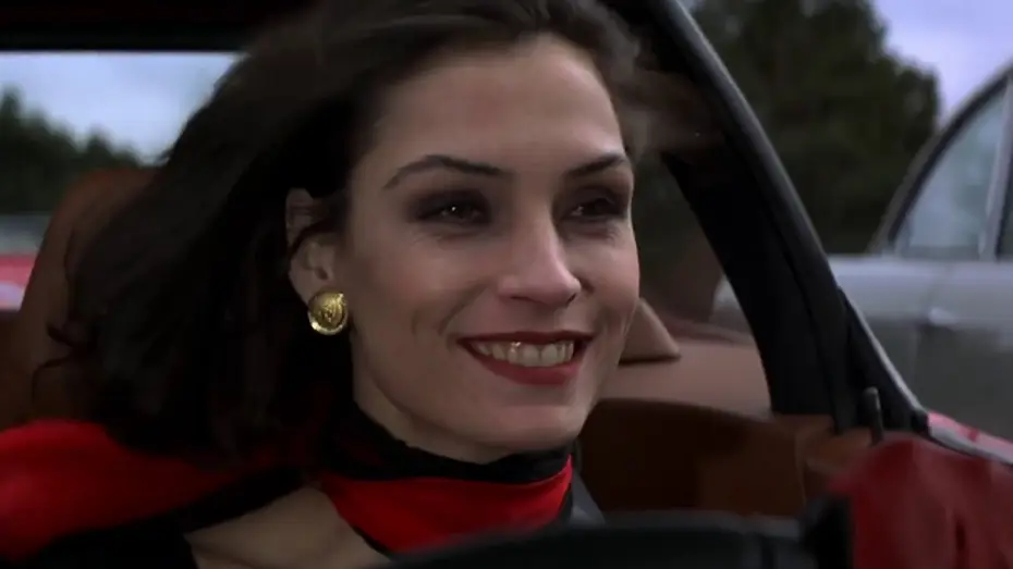 Wideo do filmu GoldenEye — Aston Martin DB5 versus Ferrari F355
