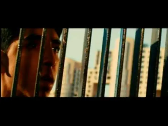 Wideo do filmu Slumdog. Milioner z ulicy — Paper Planes DFA Remix