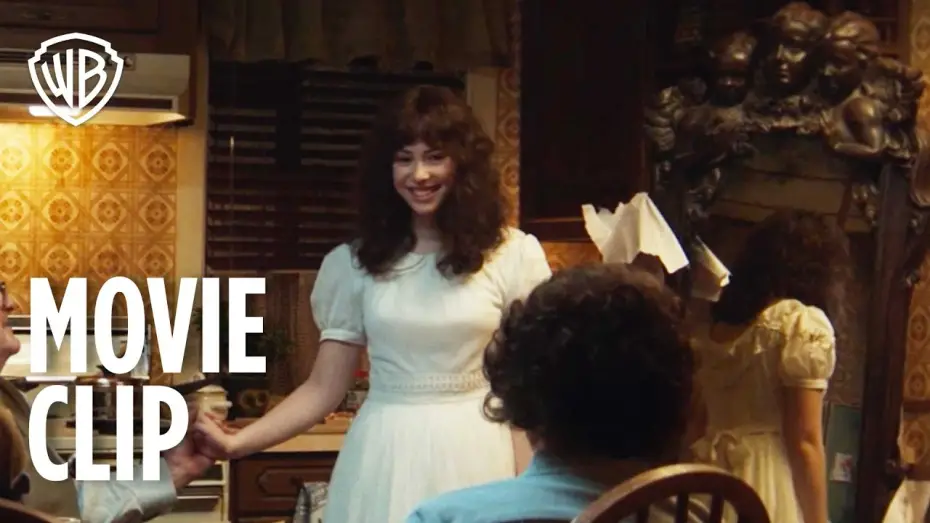 Wideo do filmu Obecność 4: Ostatnie namaszczenie — Evil Arrives with a Gift - Movie Clip