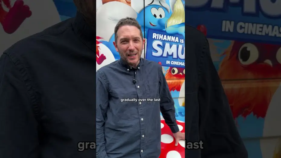 Wideo do filmu Smerfy. Wielki film — Jon Richardson is Grouchy Smurf (UK Cast)