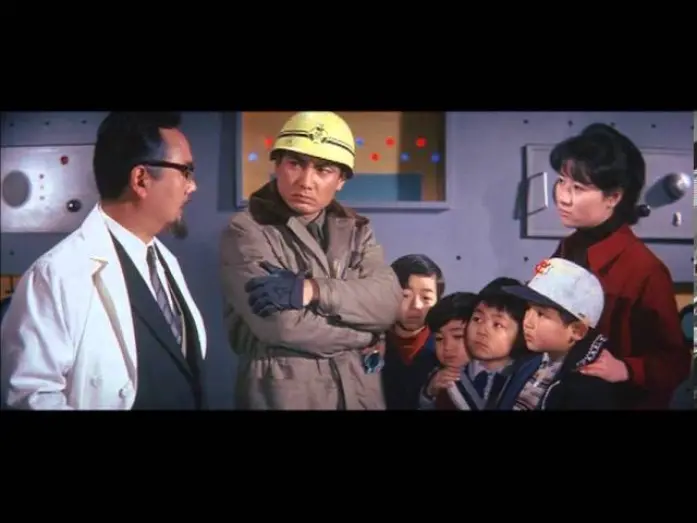 Wideo do filmu 大怪獣空中戦 ガメラ対ギャオス — Gamera vs Gyaos trailer (1967)