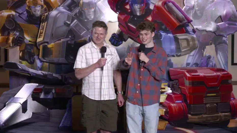 Wideo do filmu Transformers: Początek — Witness the Transformers like never before