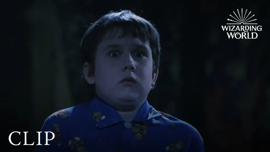 Wideo do filmu Harry Potter i Kamień Filozoficzny — Neville Stands Up to His Classmates