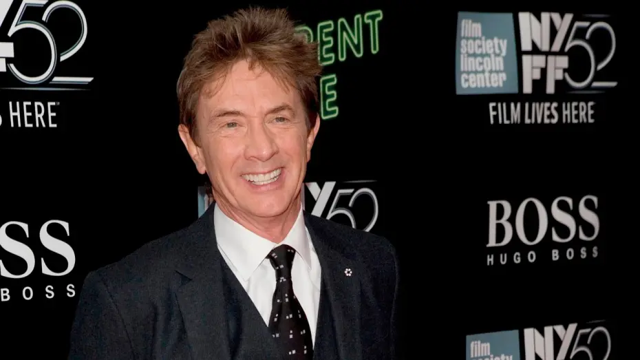 Wideo do filmu Wada ukryta — NYFF52 "Inherent Vice" Red Carpet | Martin Short