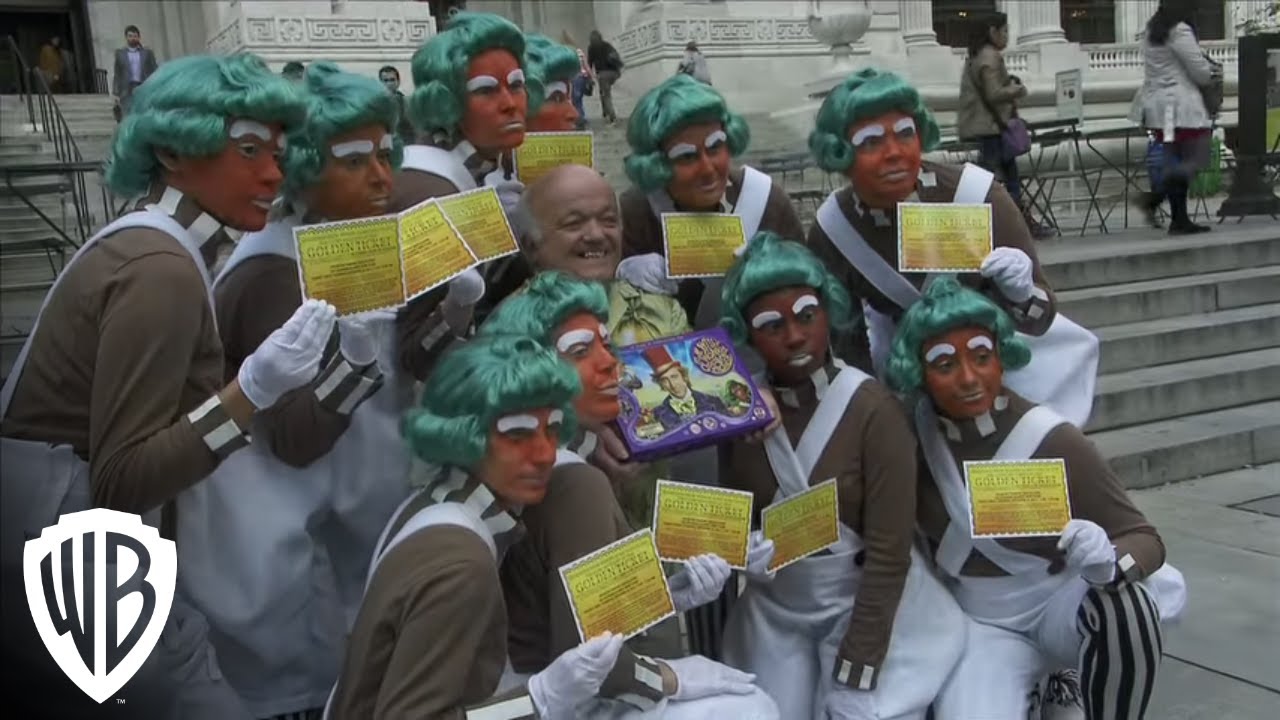 Wideo do filmu Willy Wonka i fabryka czekolady — Oompa Loompas Take Manhattan!