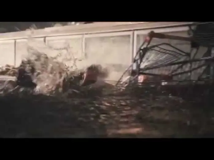 Wideo do filmu W szczękach rekina — Shark 3D - Trailer ufficiale italiano - Scegliliflm.it