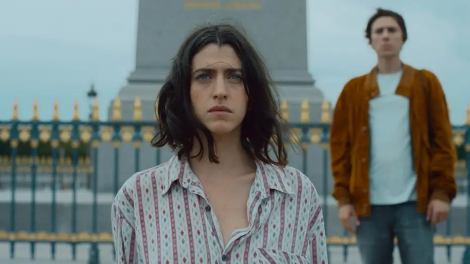 Wideo do filmu Paul & Paulette Take a Bath — 'Paul & Paulette Take A Bath': first trailer for Venice Film Festival's Critics' Week title