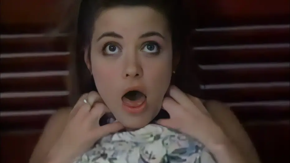 Wideo do filmu The Invisible Maniac — The Invisible Maniac Strangle