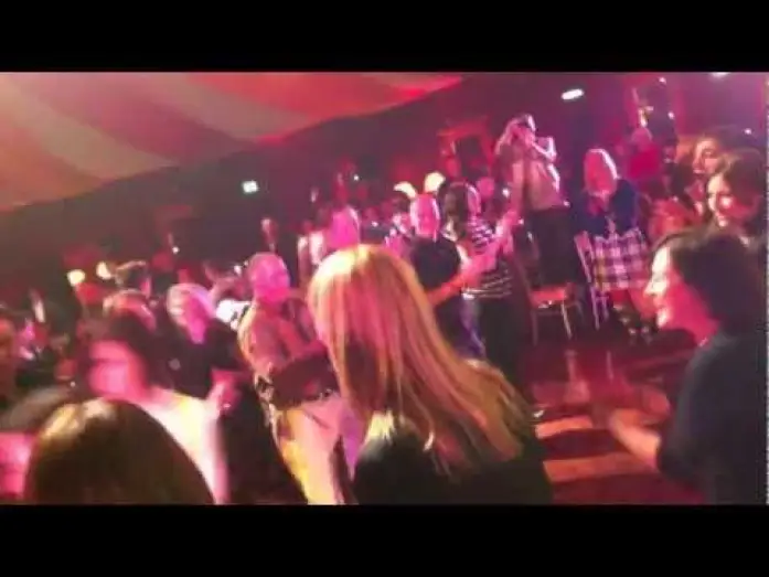 Wideo do filmu Merida Waleczna — Moments with MAndrews - "Dancefloor"