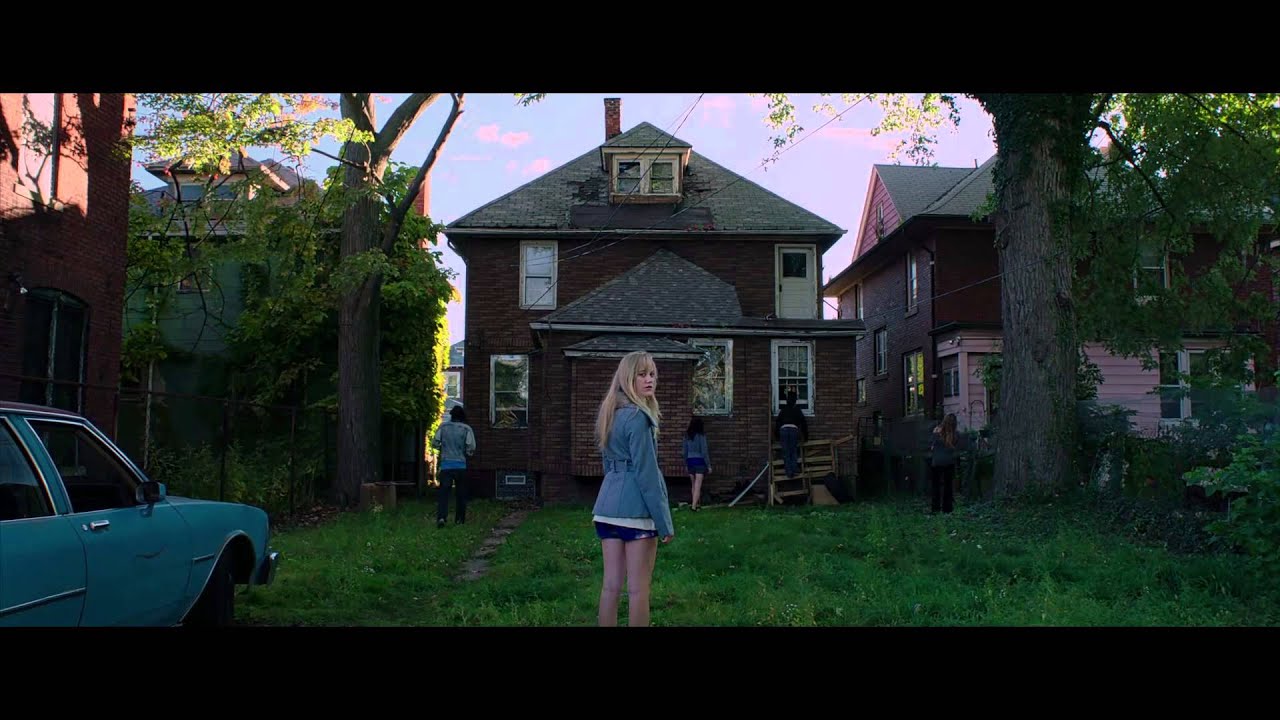 Wideo do filmu Coś za mną chodzi — It Follows - TV Spot #3 (2015)