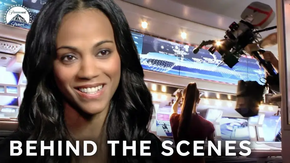 Wideo do filmu Star Trek — Exclusive Behind the Scenes w/ Zoe Saldaña, Chris Pine, & More!