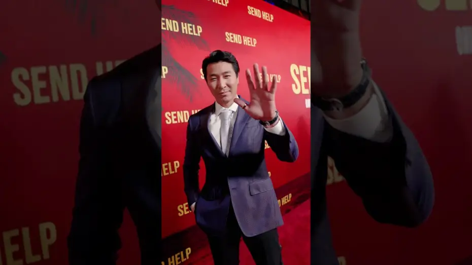Wideo do filmu Pomocy — The most twisted fun at last night's SEND HELP World Premiere.