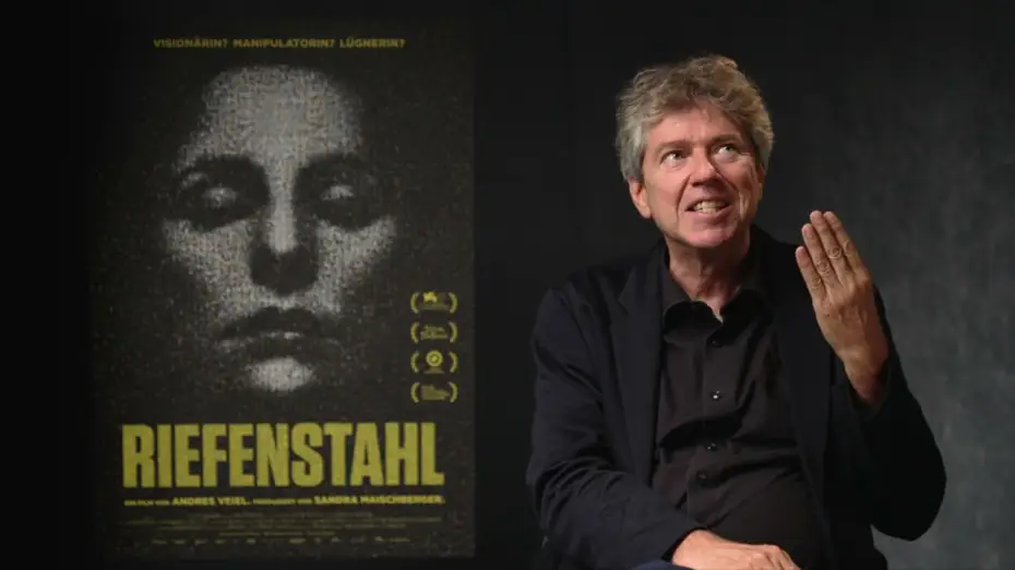 Wideo do filmu Riefenstahl — RIEFENSTAHL - Ab 31.10. im Kino. - Interview mit Regisseur Andres Viel