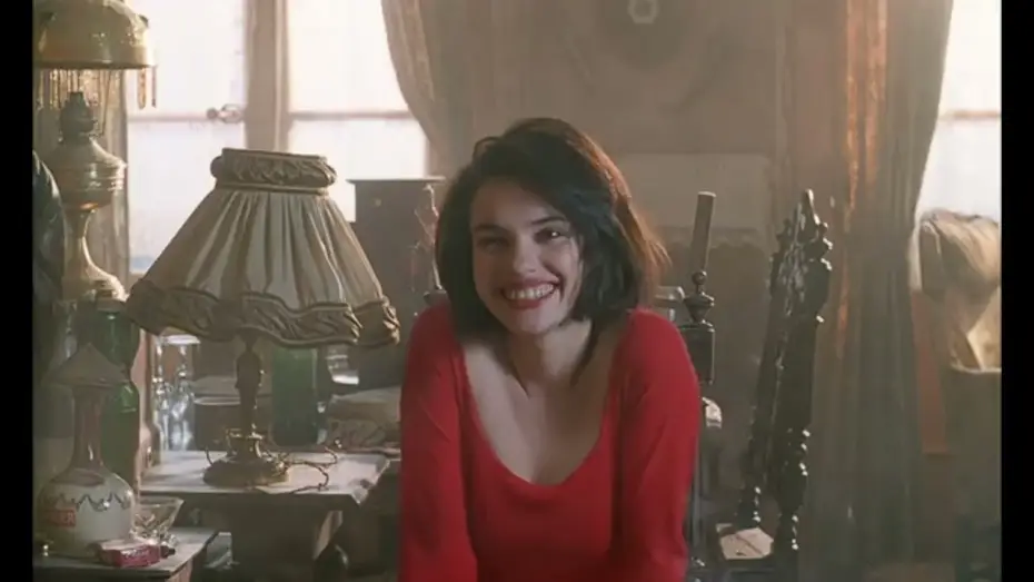 Wideo do filmu Betty — 37.2  LE MATIN - Je ressemble à Rocky, bb !