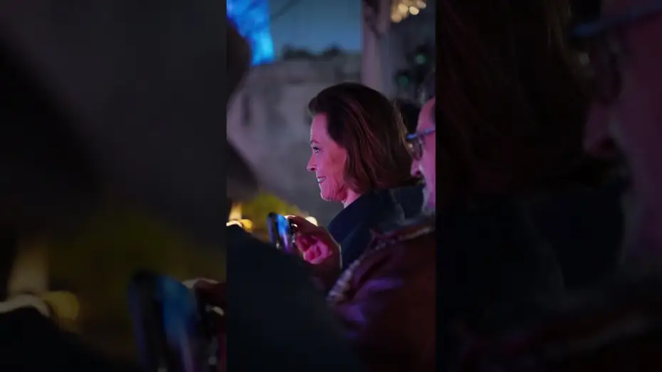Wideo do filmu Star Wars: The Mandalorian and Grogu — Cast Surprise