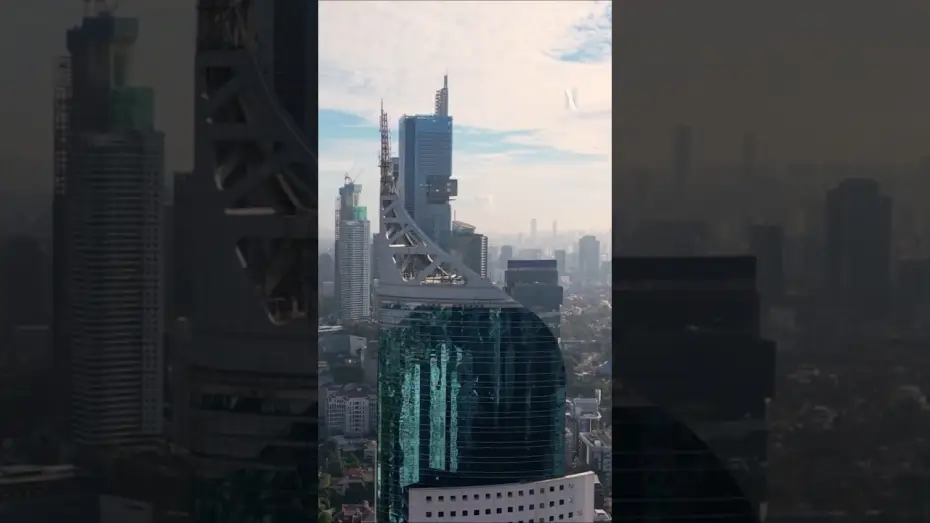 Wideo do filmu Najpiękniejsza dziewczyna na świecie — MERAPAT! Bos Kaya Raya Lagi Mencari Jodoh! | The Most Beautiful Girl In The World