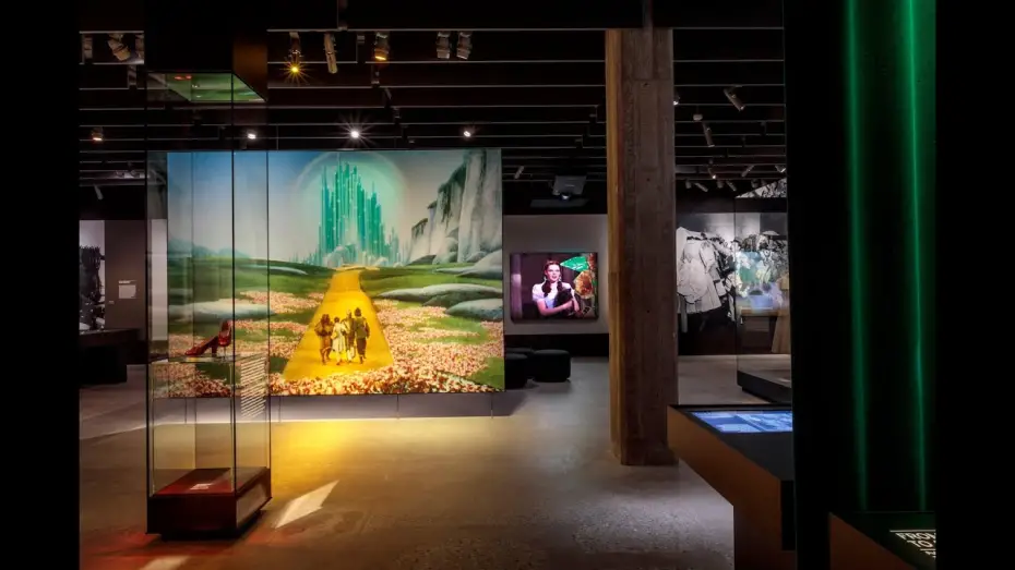 Wideo do filmu Czarnoksiężnik z Oz — The Wizard of Oz | PAST EXHIBITION