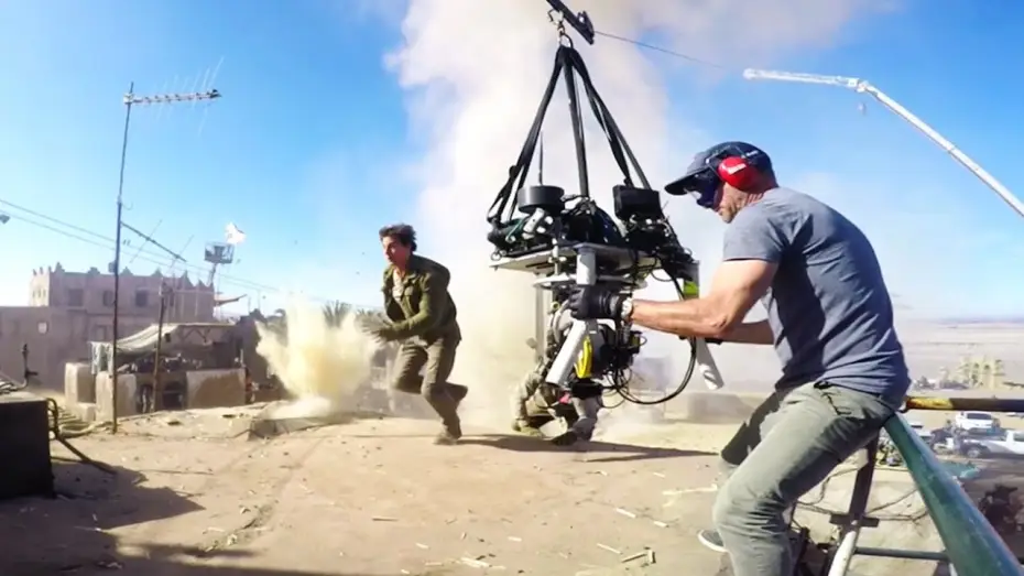 Wideo do filmu Mumia — Dentro le scene di azione de LA MUMMIA con Tom Cruise (sottotitoli in italiano)