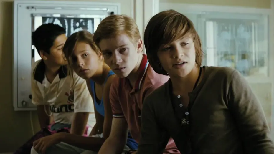 Wideo do filmu Vorstadtkrokodile 3 — VORSTADTKROKODILE 3 TRAILER -  APOLLO 3 SUPERHELDEN REMIX