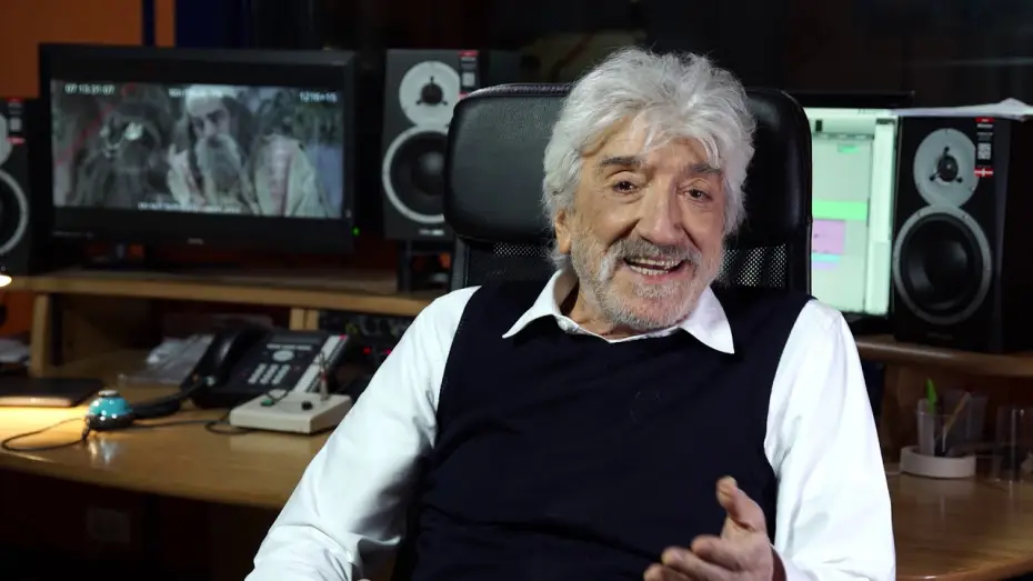 Wideo do filmu Aladyn — ALADDIN | Featurette - Gigi Proietti interpreta il Sultano di Agrabah