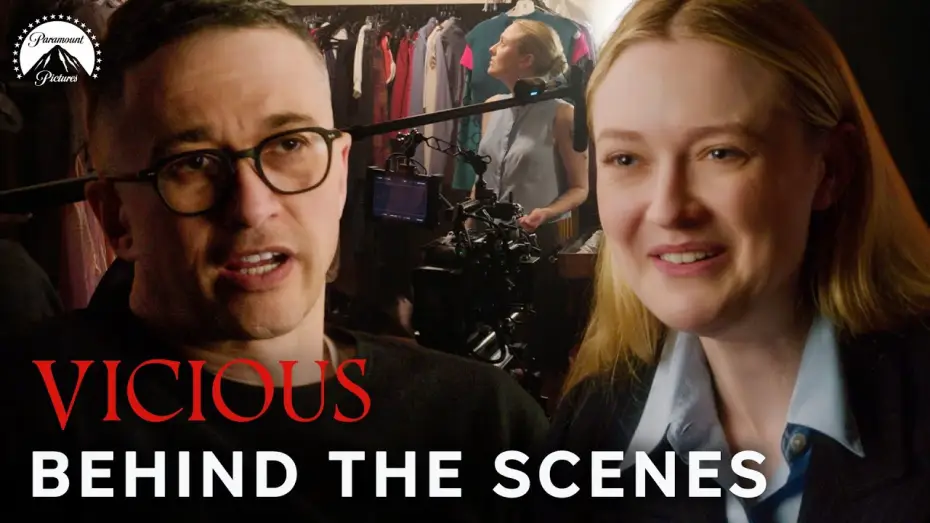 Wideo do filmu Złowroga obecność — 'A Vicious Look' Featurette